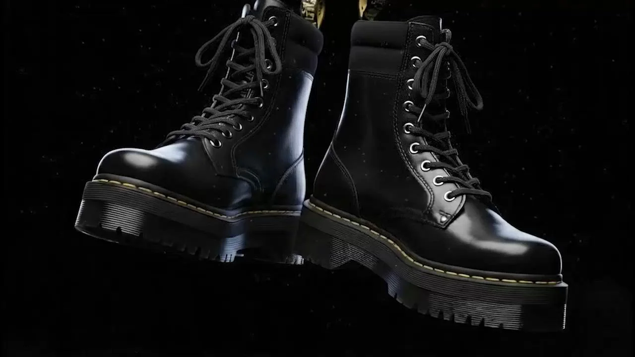 Kinky Party Outfit Boots